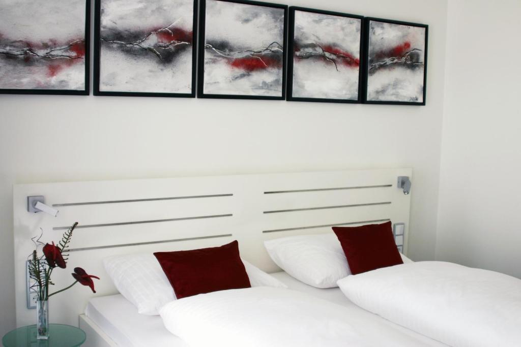 Hotel Zur Promenade Donauwörth Екстериор снимка