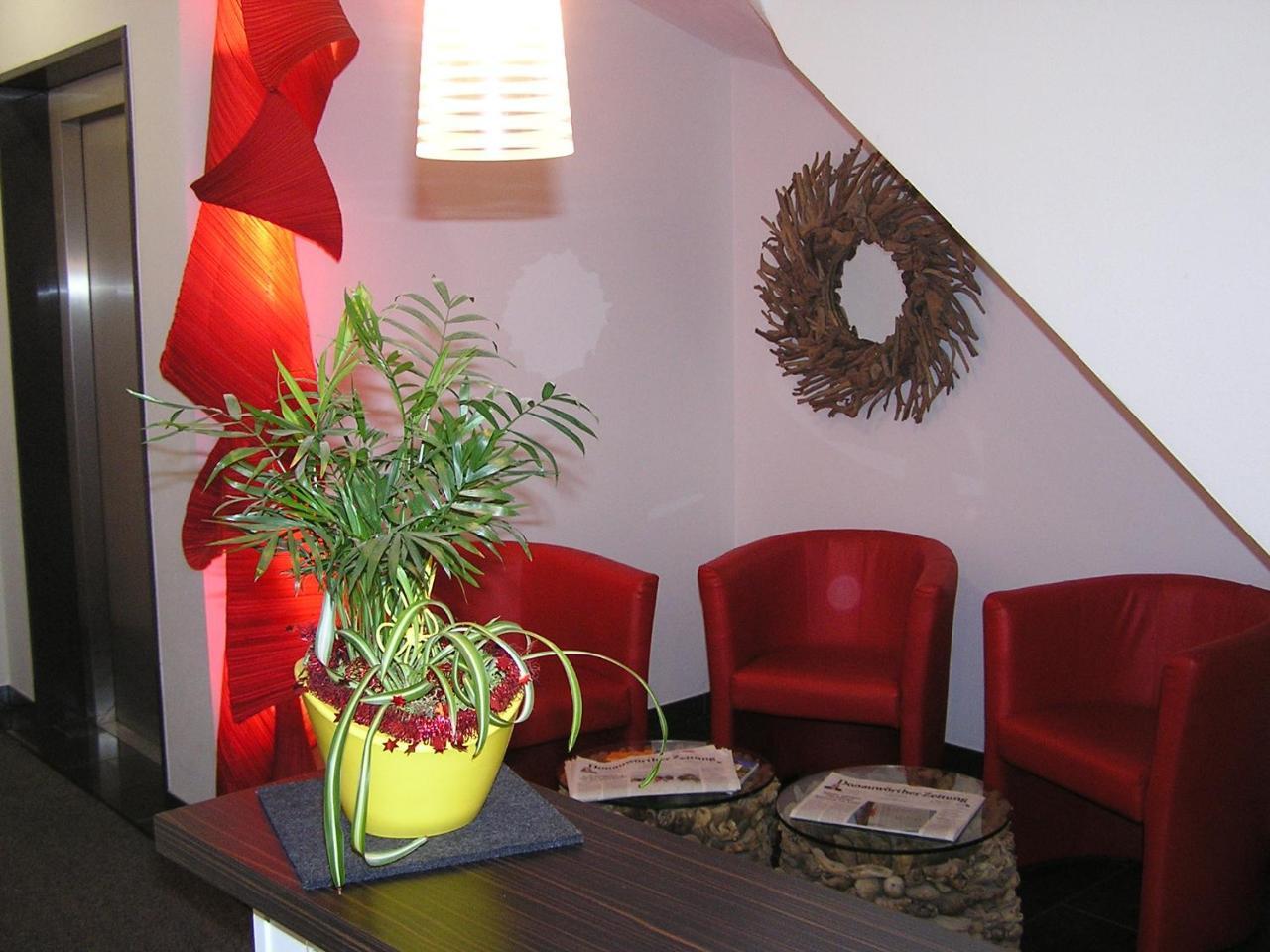 Hotel Zur Promenade Donauwörth Екстериор снимка