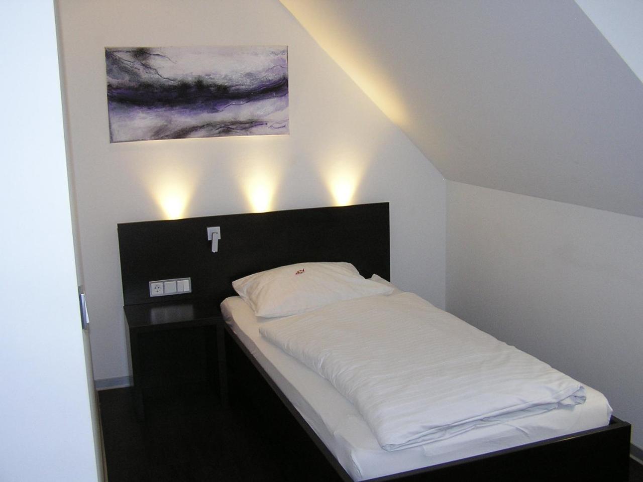 Hotel Zur Promenade Donauwörth Екстериор снимка
