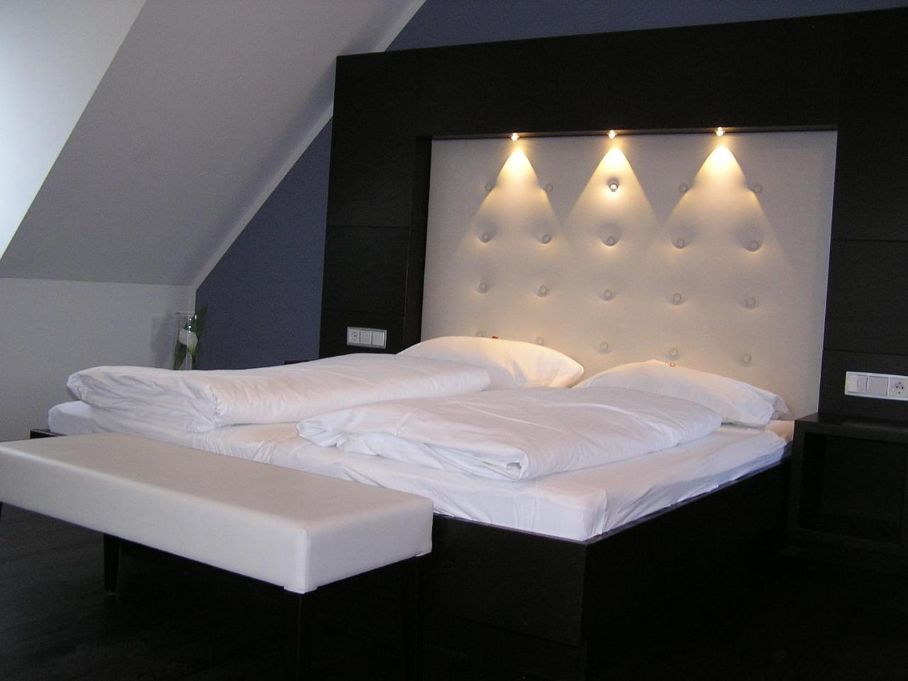 Hotel Zur Promenade Donauwörth Екстериор снимка